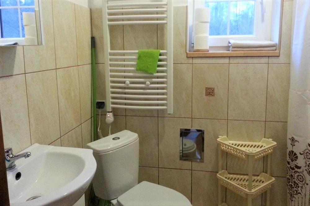 Stajnia Rajdowa Geronimo Villa Majdan Stulenski Kültér fotó